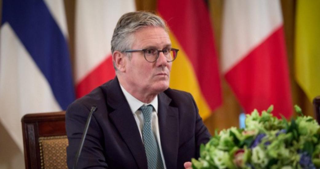 斯塔默怒批：普京再自说自话，俄罗斯也赢不了这场战争！这句话不是斯塔默一时兴起