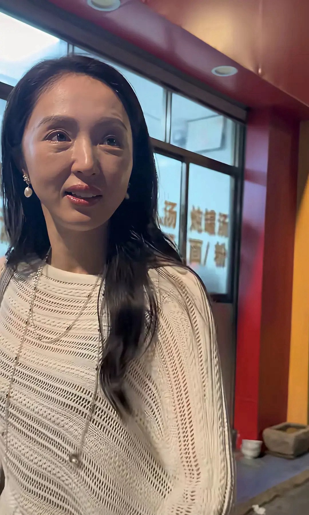 董璇咋这么老了，面部状态堪忧啊