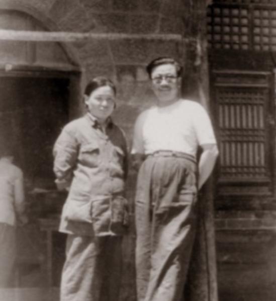 1931年4月，顾顺章叛变，李克农得到消息后，来不及通知妻子赵瑛，便让交通员去报