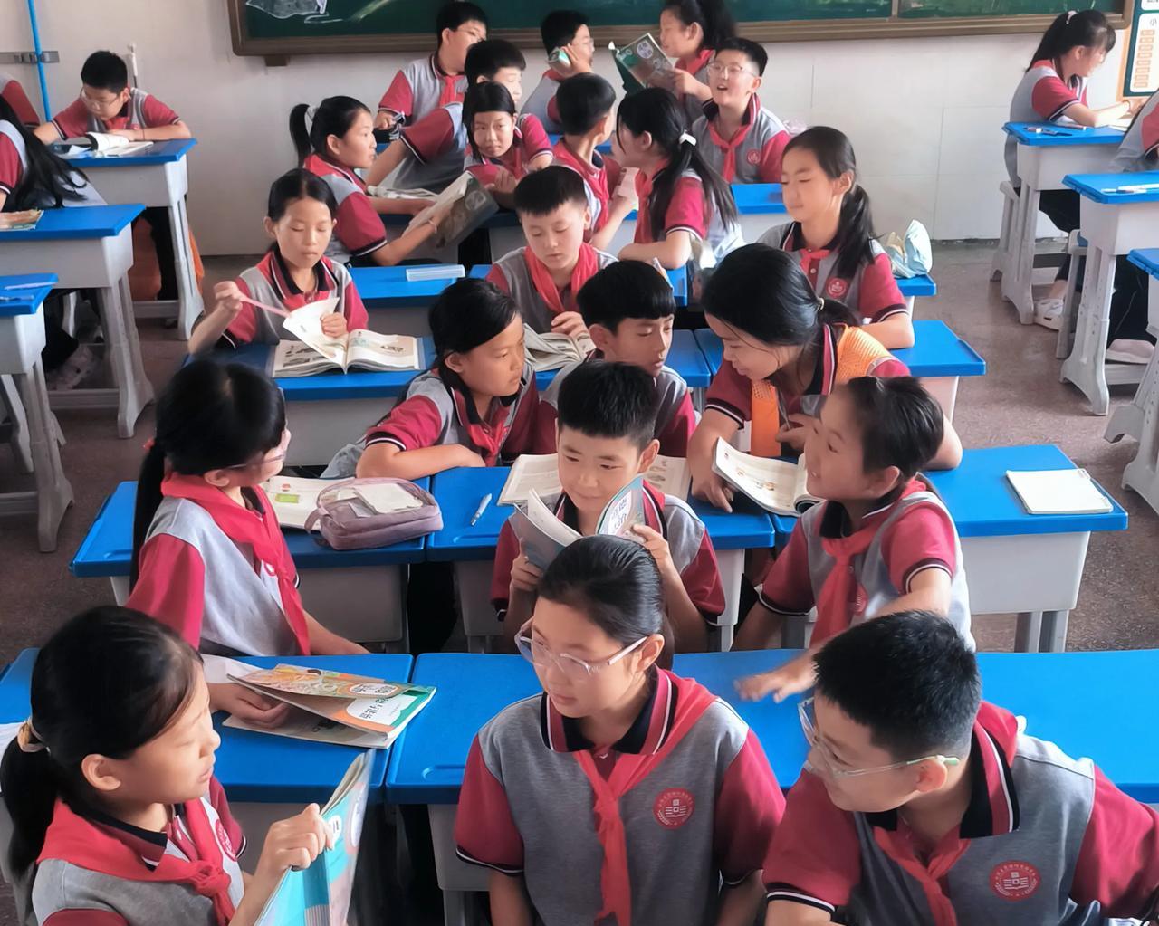 现在教育普遍的问题就是对学生控制过多、过严、过细。这或许与精致化的管理理念有关