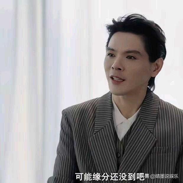之前一直不理解：除了有富二代的身份加持，郭碧婷到底喜欢向佐什么？如今看他接受易