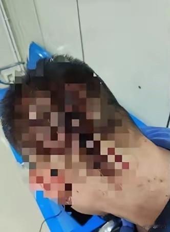 太原有个男子在网上买了家网红卤肉店的4盒卤肉，花了1400块钱。结果吃完觉得味道