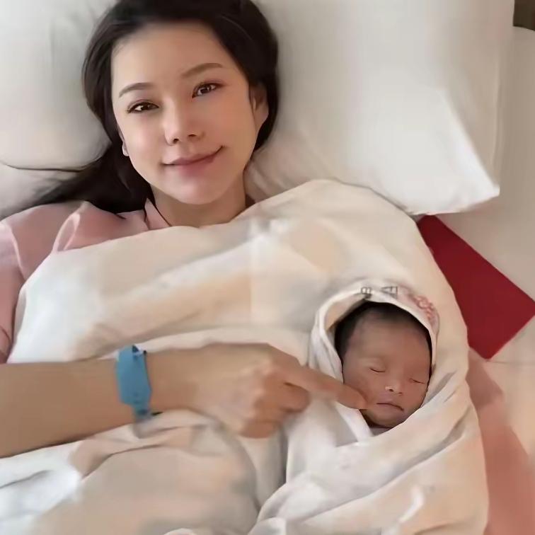 你根本想不到，汪小菲两任老婆生孩子，花销能差出20倍。待遇差得不是一星半点。