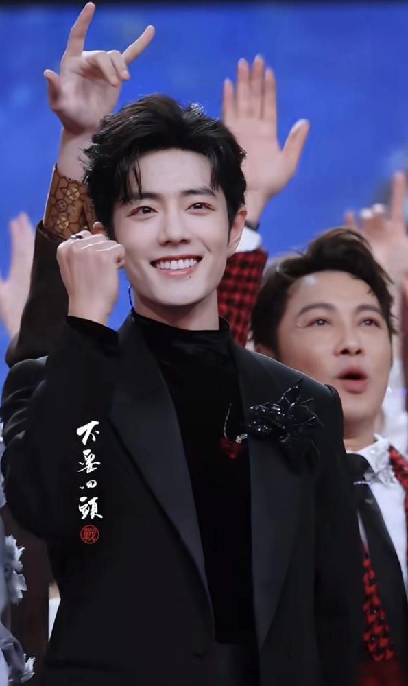 都搞反了。不是肖战需要大IP，是大IP需要肖战续命。资本给的S+剧本，就是一