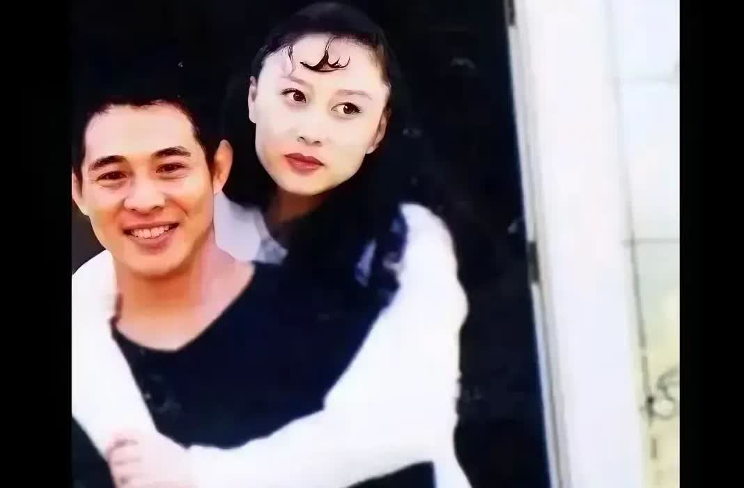 有没有人发现，无论穷人或者有钱人的宿命都是注定的。网上看李连杰和利智合影，不