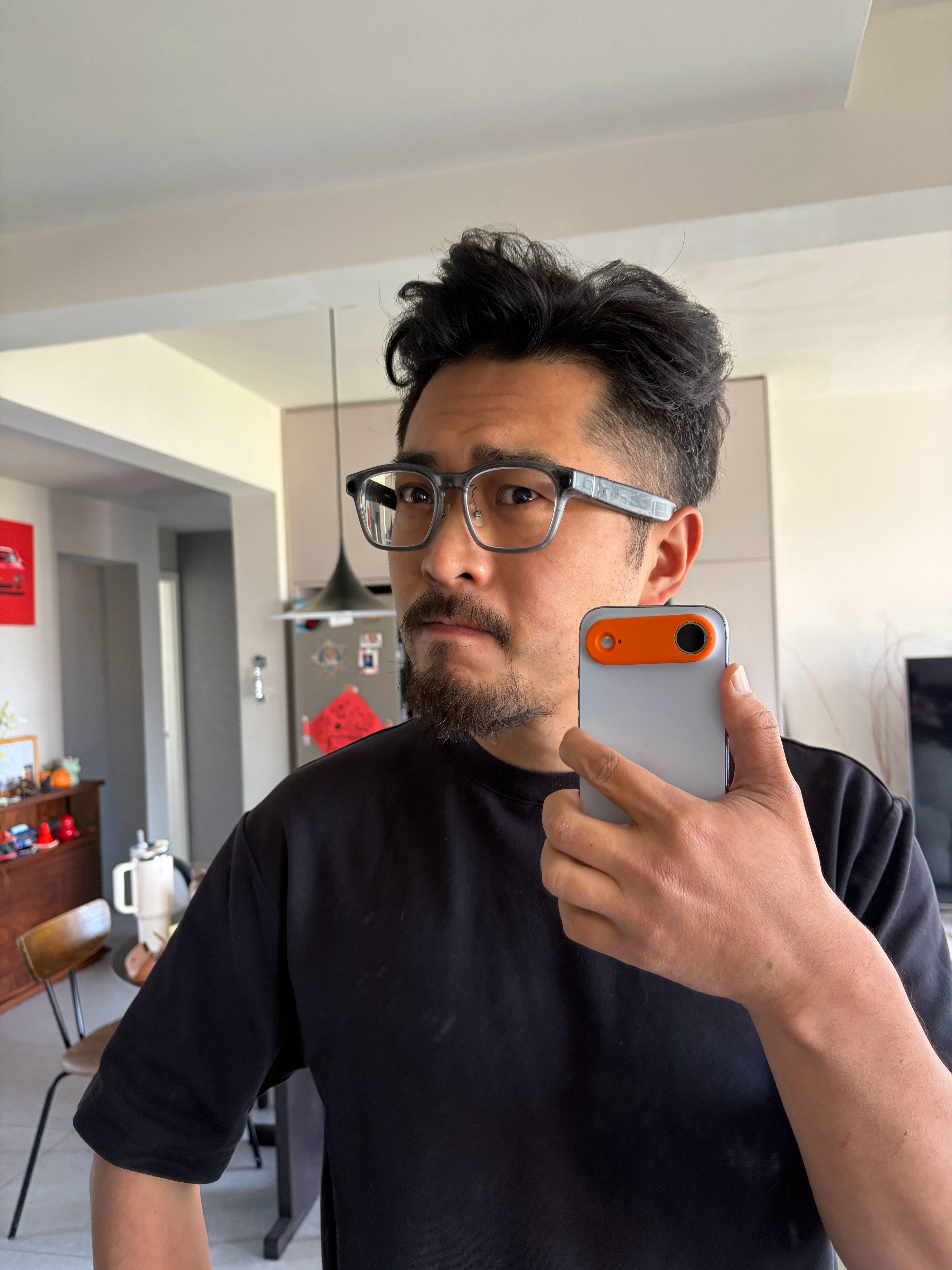 家人们，我也算拥有智能眼镜了！感觉要开启酣畅淋漓的人工智能了，请问有啥需要注意的