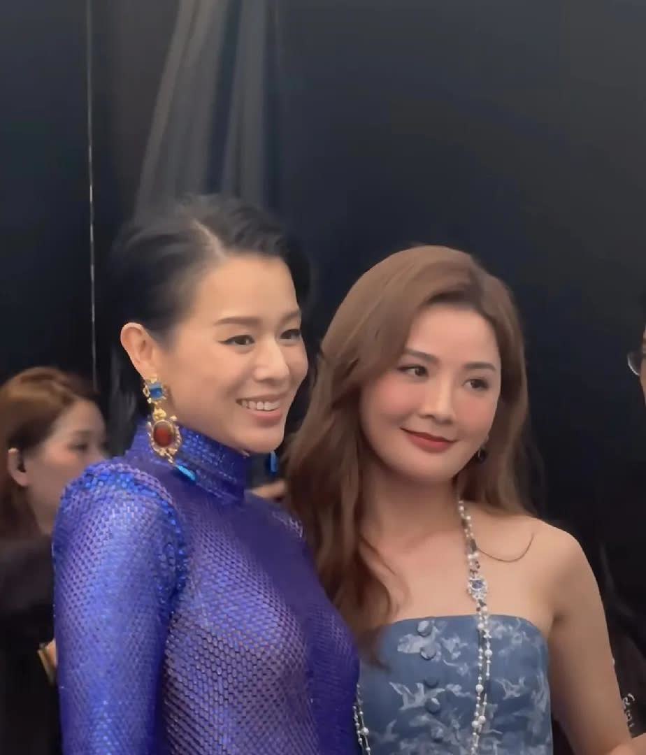 胡杏儿跟阿萨同框，高低立判，不是谁都能玩性感啊！
