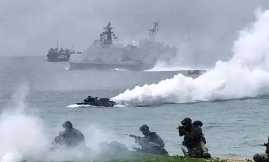 很多人没意识到在台岛40海里军演是什么概念，台空军的前副司令张延廷就说出了事实！