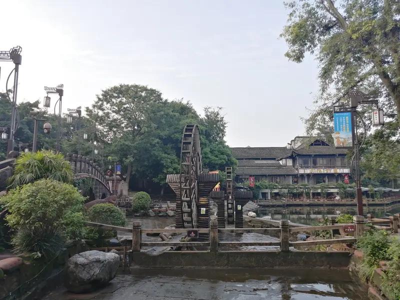 成都买房避雷！这10个板块千万别碰，全是真心话在成都买房的朋友注意了！今天