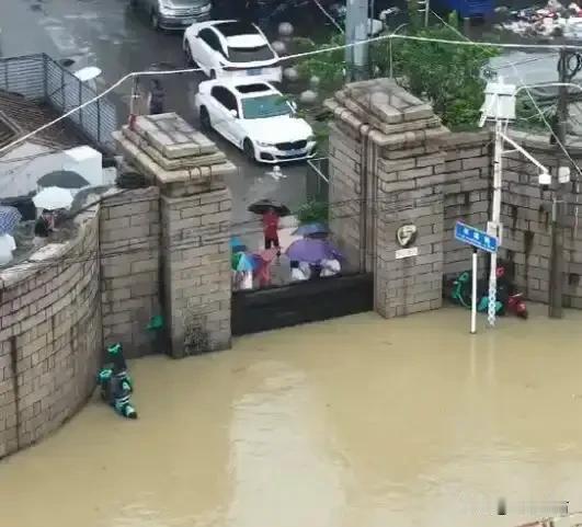 明代城墙抗洪：一场跨越600年的工程接力福建诏安这次的洪水防御，是一个值得写入
