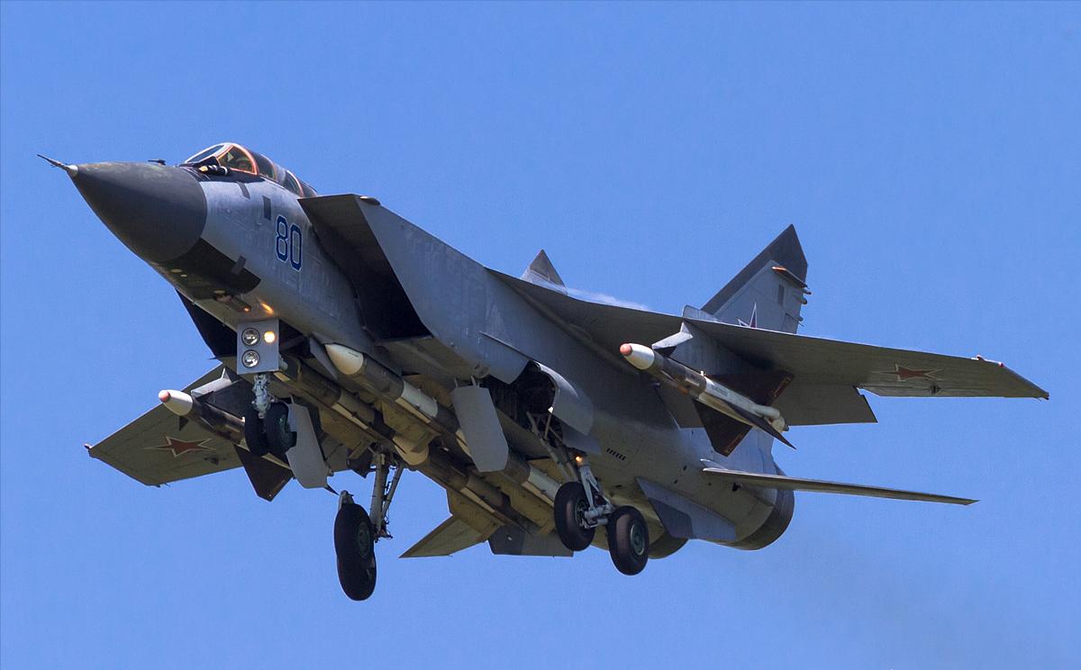 乌克兰军情局又白送俄罗斯300万美元！乌克兰军情局竟然敢去劫持俄罗斯空天军米格3