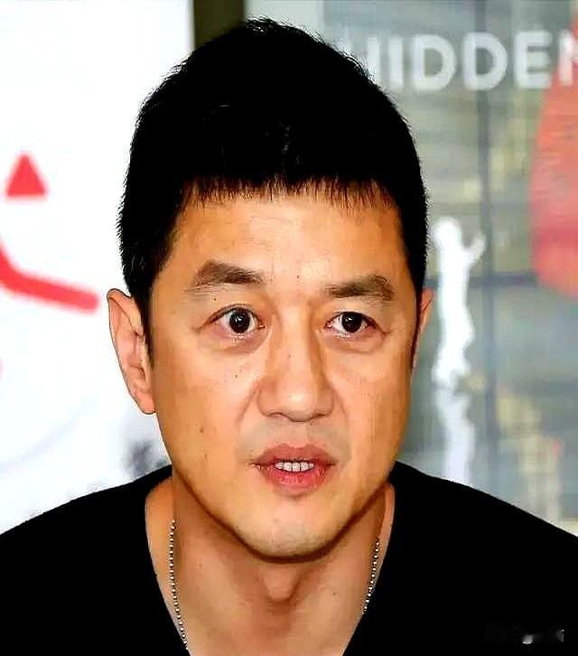李亚鹏的婚姻状态又双叒叕成焦点了！这几天刷到海哈金喜的社交账号，突然发现个有