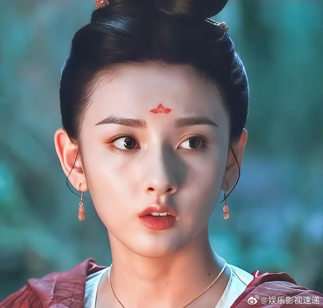 家人们我好像明白宋祖儿为啥嘴巴合不上了不是因为她牙齿大​“无忧渡”和“折腰”我都
