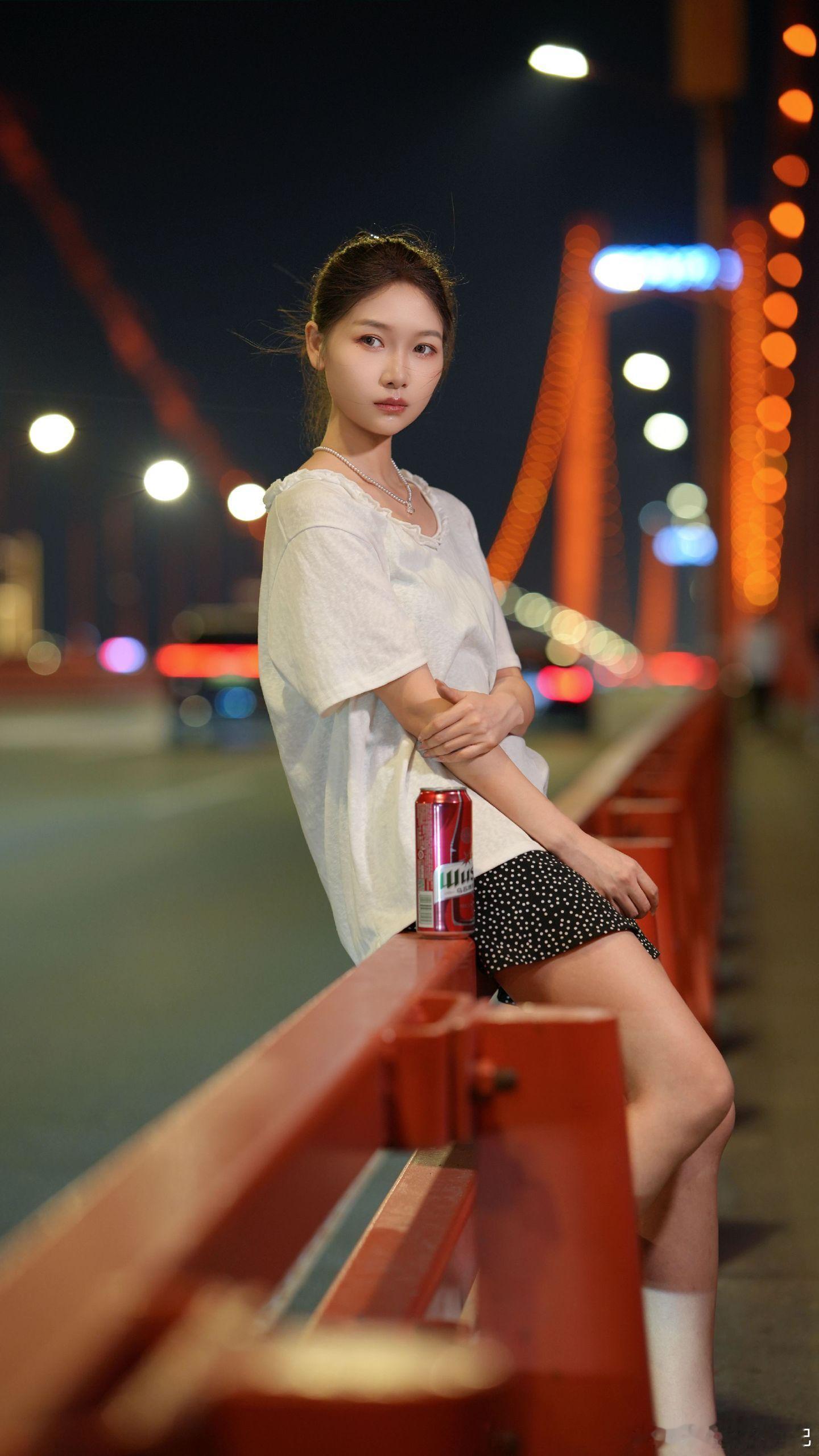 少女写真一个人美女