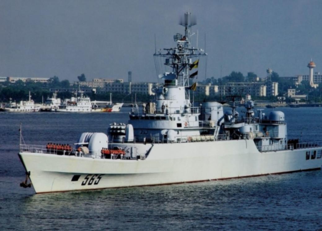 ☁中国7艘“功勋”护卫舰退役,为何被印尼海警接盘?中国把7艘现役的05