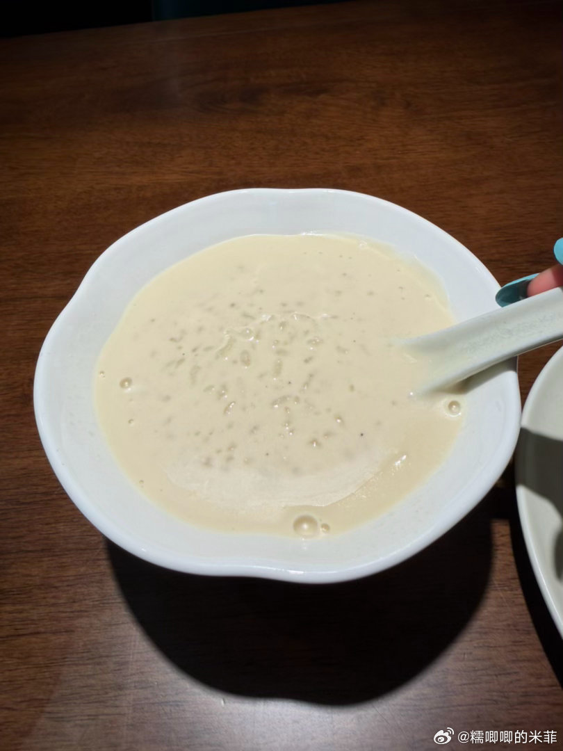 刘长兴的包子五粮记的豆浆粥好好喝HERS花生小馆的公瑾爆蛋美食分享不可辜负的美食