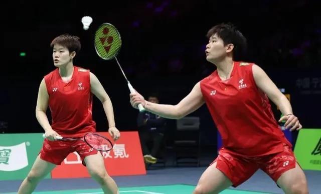 苏迪曼杯决赛女双刘圣书/谭宁1-0白荷娜/李绍希5月4日，苏迪曼杯世界