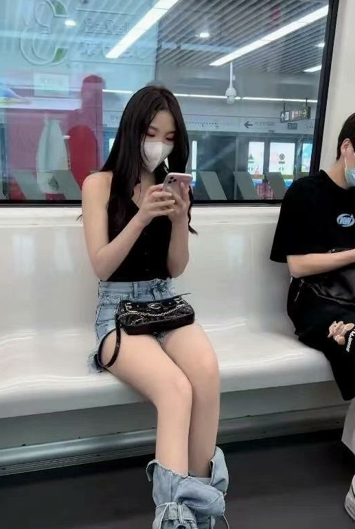 看不懂，但尊重