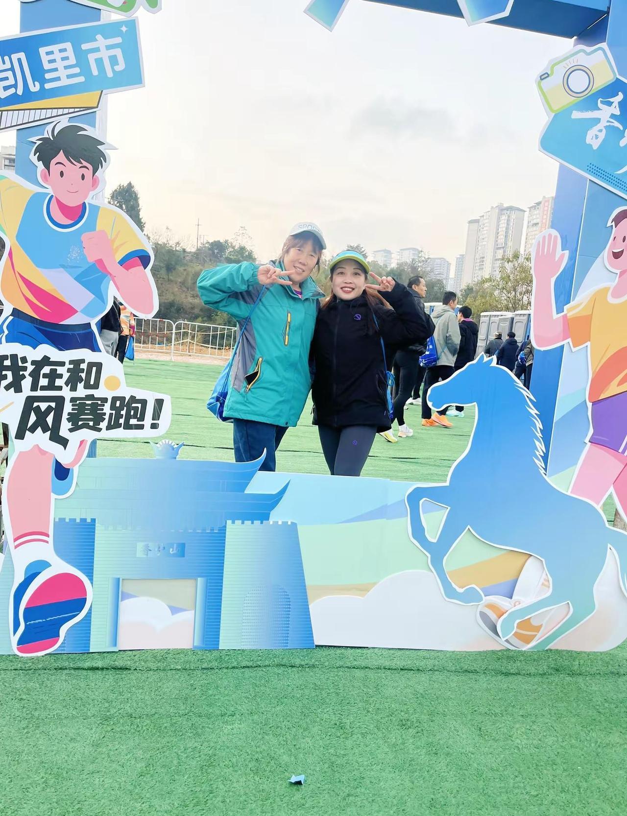 跑半马的人，比跑全马的更容易废掉。去年全国500万人挤上跑道，但敢用42公里回