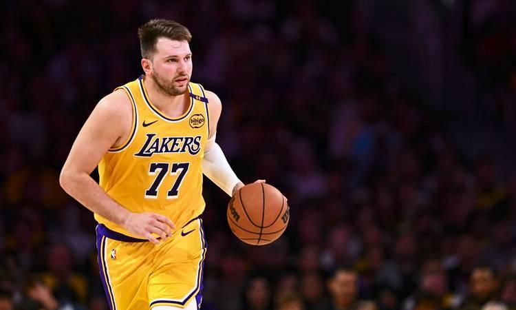 湖人本赛季+4.2的净胜分，与其排名并不匹配——横向对比只有十名开外；但纵向比较