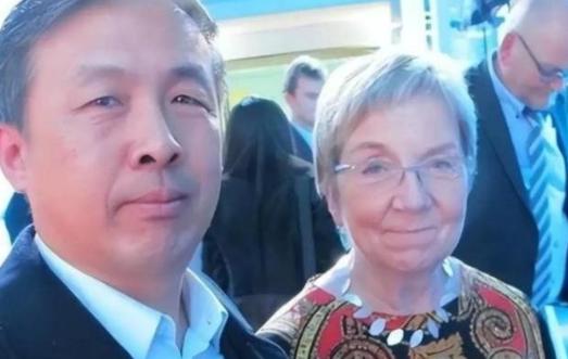 晚一秒就万劫不复？中国赶紧跪着交出发展权才能保命？！——回看2018年那个鼓吹“