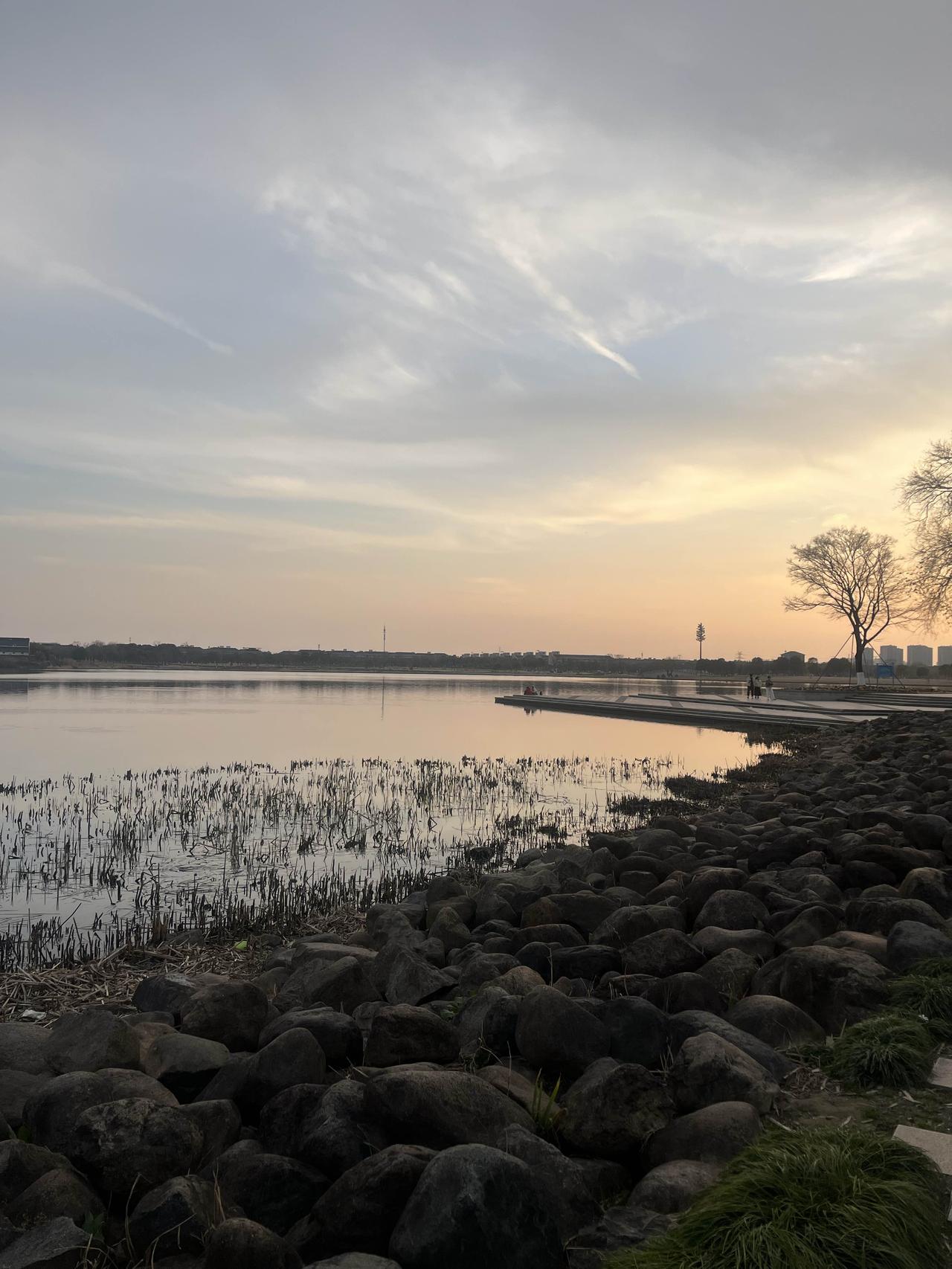 所谓普通人养生—没心没肺那些让你烦的事，99%明天就不算事了剩下那1%，后