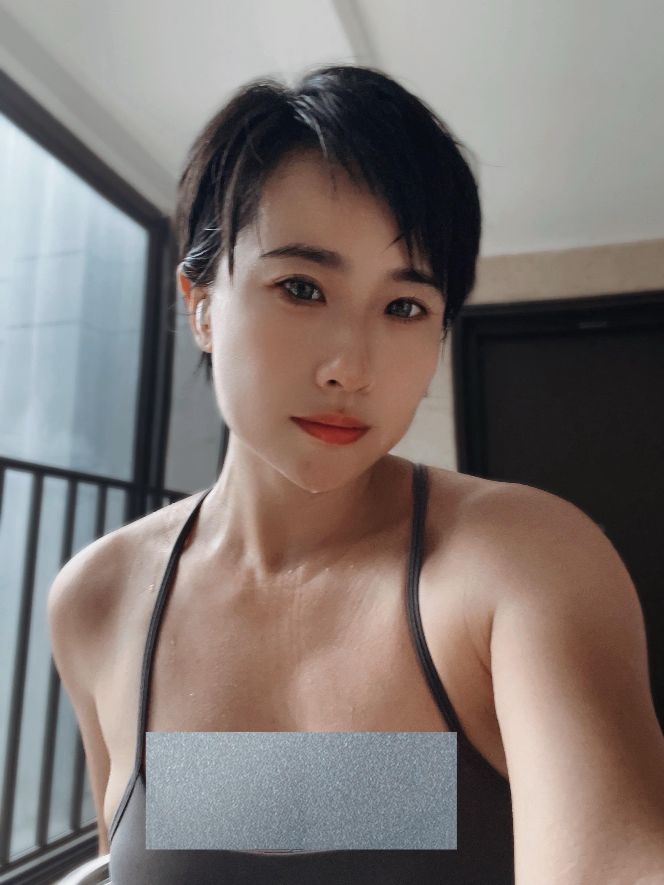 短发 健身
