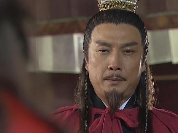 说起来天下第一铁胆神侯朱无视人设其实挺割裂，武功天下第一，掌握最强情报机构、和最