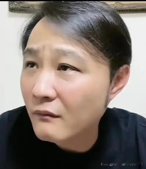 最近网络上流传着一个说法：这次武汉风波的举报者，和早前北展德云社专场被投诉事件当