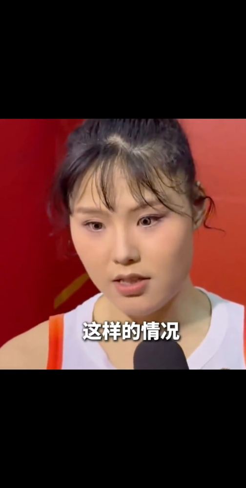 造谣李月汝炮轰女篮战术？全是假的！这次2026女篮世界杯，李月汝没进12人名单，根本不是队内矛盾。是