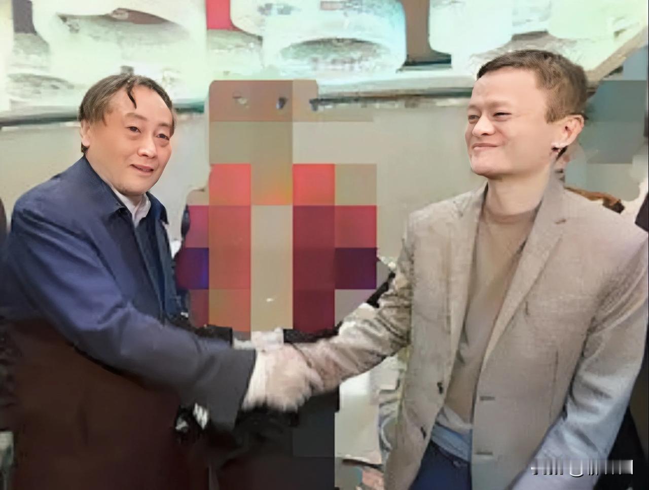 马云看宗庆后那眼神就不对劲，痕迹都藏不住，感觉“怪怪的”，好像掺杂很多不言而喻的
