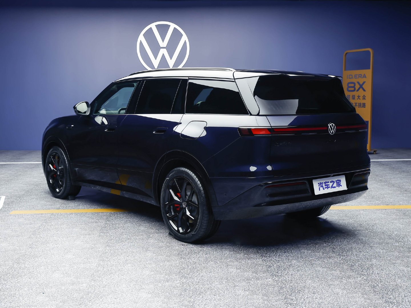 大众ID.ERA8X上市，限时权益价20.68-26.98万，5座增程中大型SUV，配备192线激光