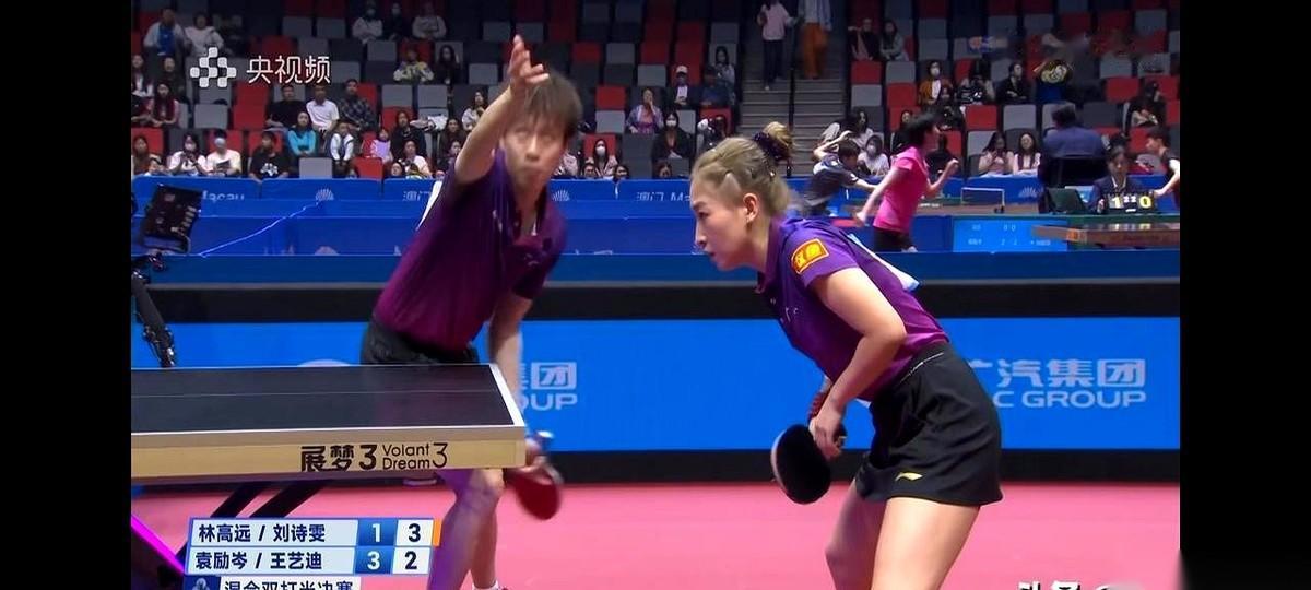 8-3领先，10-7手握局点，然后……然后就没了。就这一局，要了命了。啥叫兵