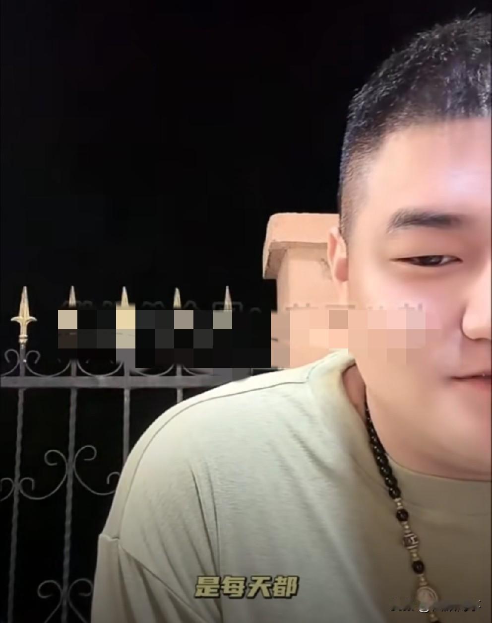 二驴透漏与平荣婚变期间，每天挥金如土，每天消费最少五万！二