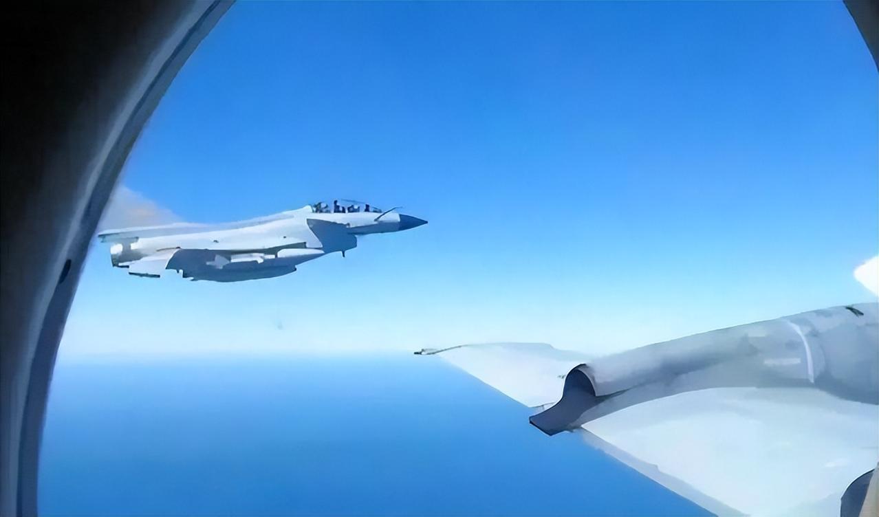 菲律宾为了给日本撑腰，派飞机闯入我国领空，不料却掉进了天罗地网11月22日，