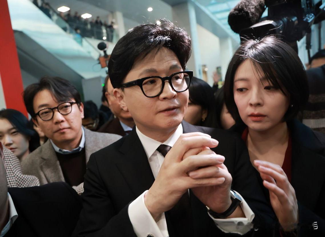 1月29日韩国共同民主党对国民力量党开除前党首韩东勋党籍提出严厉批评，称国民力量