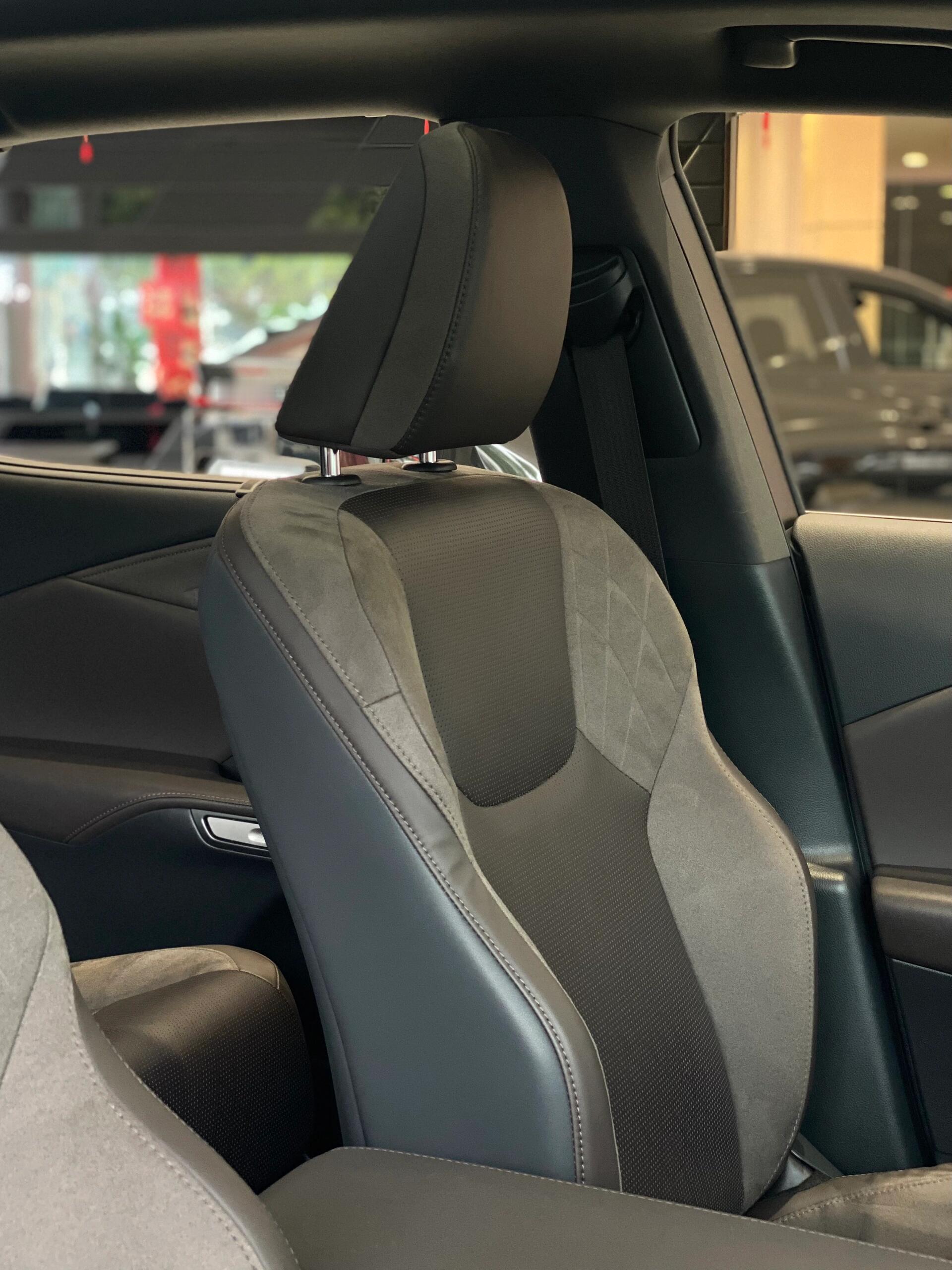 竹内饰的含金量还是太高了，雷克萨斯有属于自己的东方美