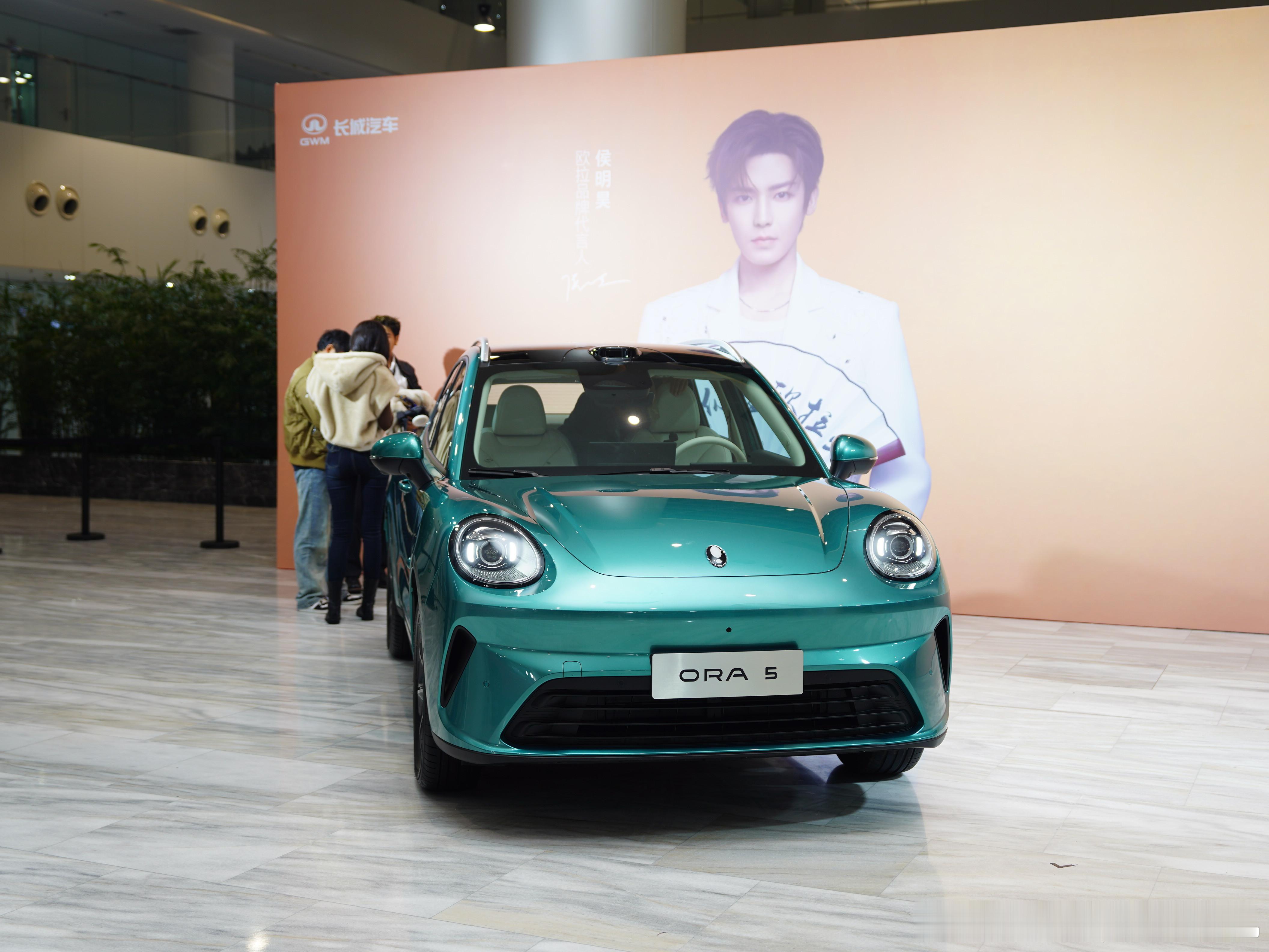 长城的欧拉品牌，一开始是专门针对女性市场而创立，所以才有了欧拉猫、好猫、芭蕾猫的