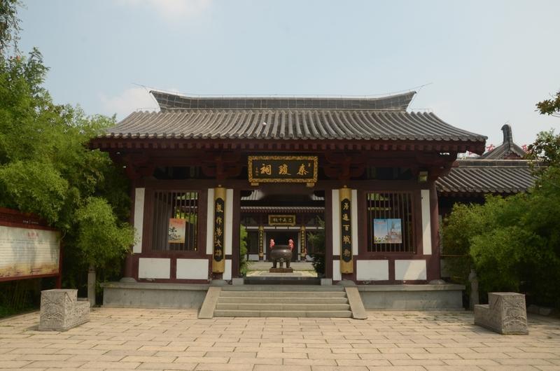 就算秦琼拒绝参加玄武门之变，大概率也能活。玄武门之变时，秦琼装病躲开了这场兄弟