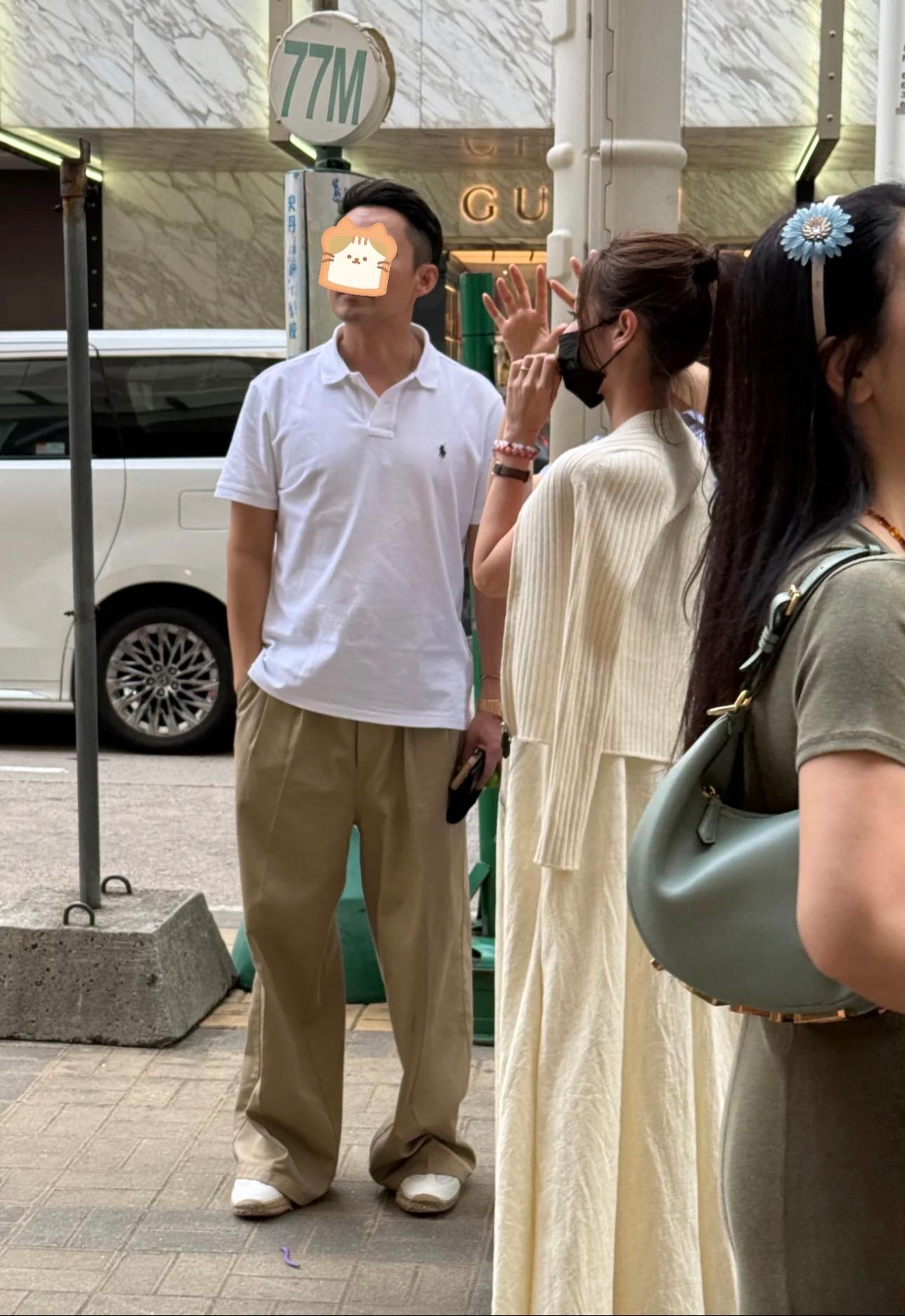网友偶遇马筱梅和老公，装扮时尚非常漂亮