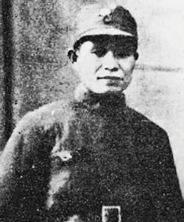 1932年，革命烈士高捷成从百川钱庄带走了两万银圆，随着红军离家后再也没有回去过