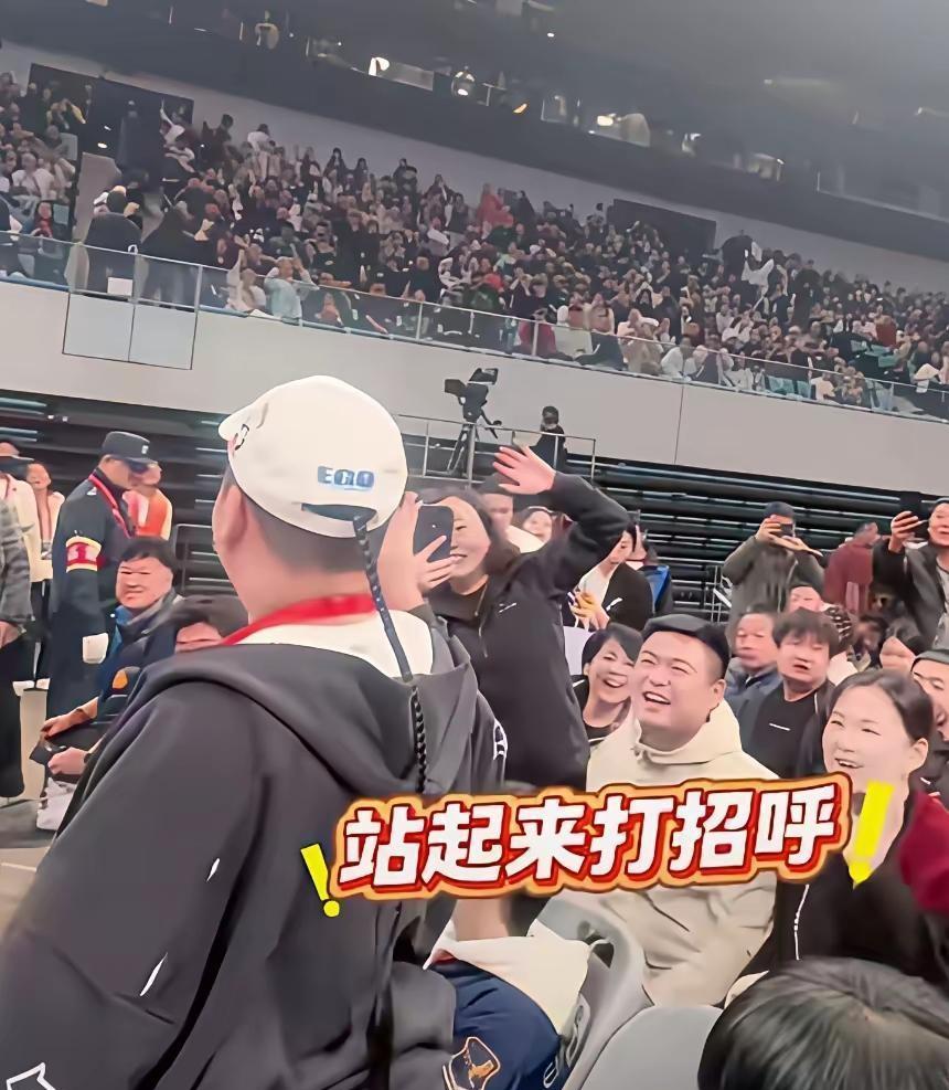 最热衷给年轻人发型扣帽子的，往往是历史课睡最香的那批人。吴亦凡顶过这发型，是造