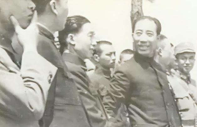 1946年，戴笠一死，蒋介石就下令财政部联合调查局，彻查他的身家财产，谁知，刚清