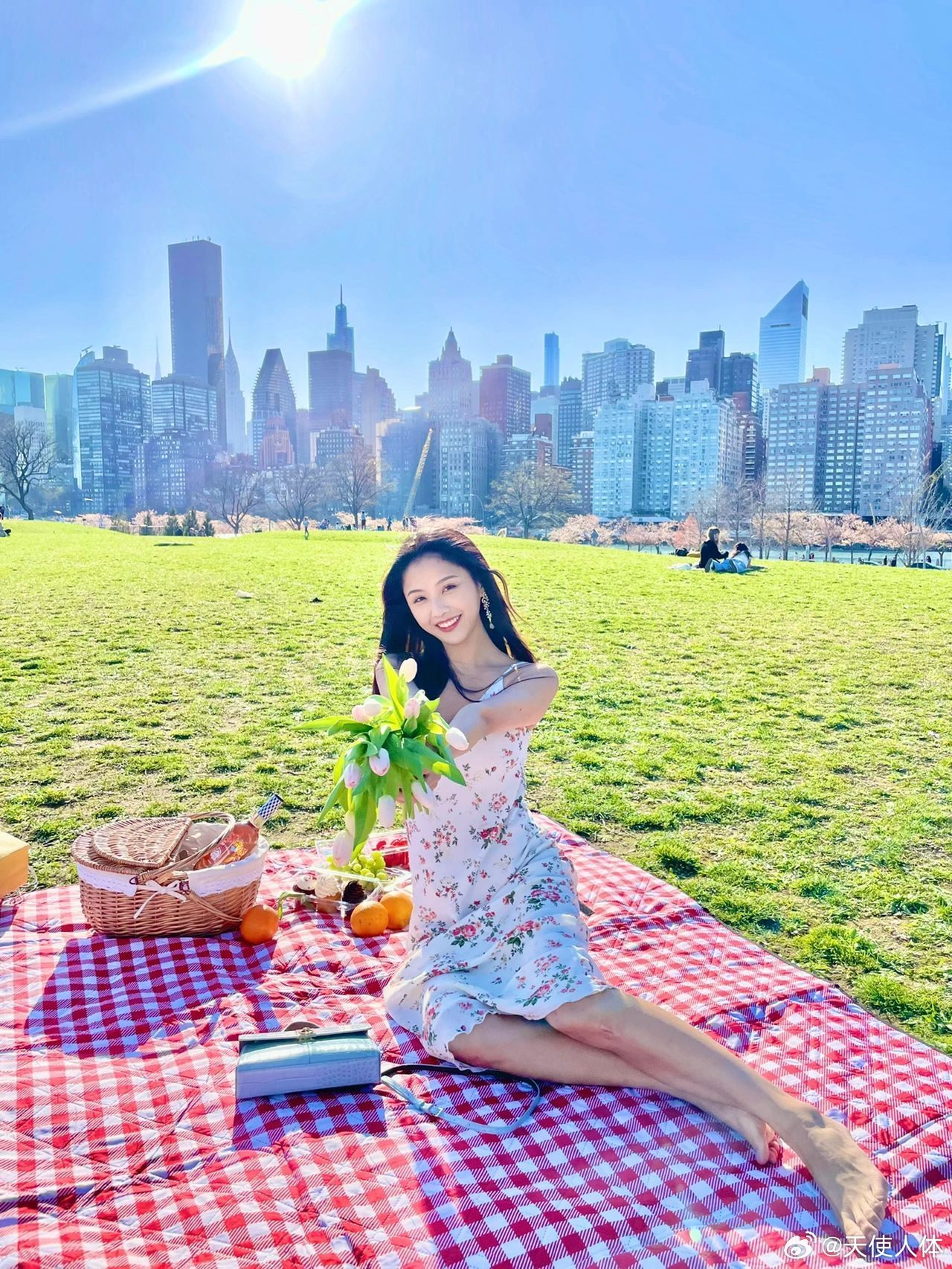 高文君，亚洲小姐香港赛区季军，大长腿吸睛。高文君