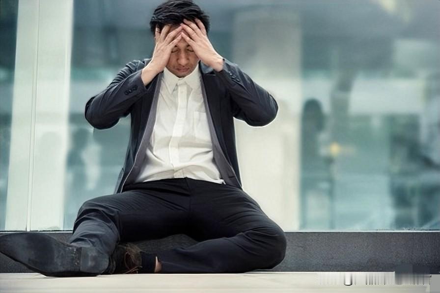 AI创业遍地开花？别让你的梦想被电费账单烧成灰最近刷屏全是"AI创业月入十万"