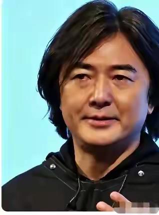 天呐，他俩怎么胖成这样了？我认不出来了，看看你能认出他俩是谁吗？