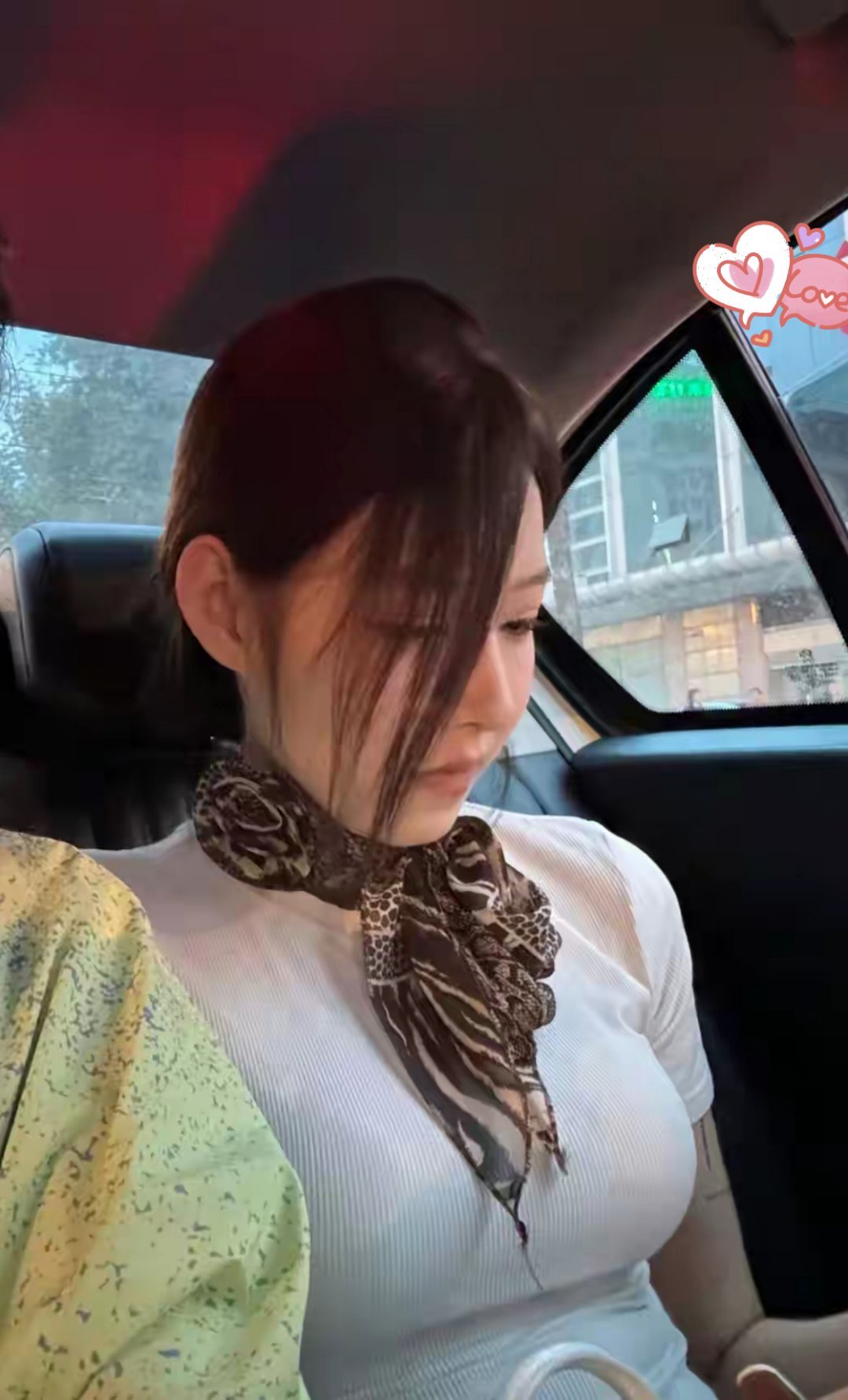 拼车偶遇也是一种缘分！这颜值，大家打多少分？