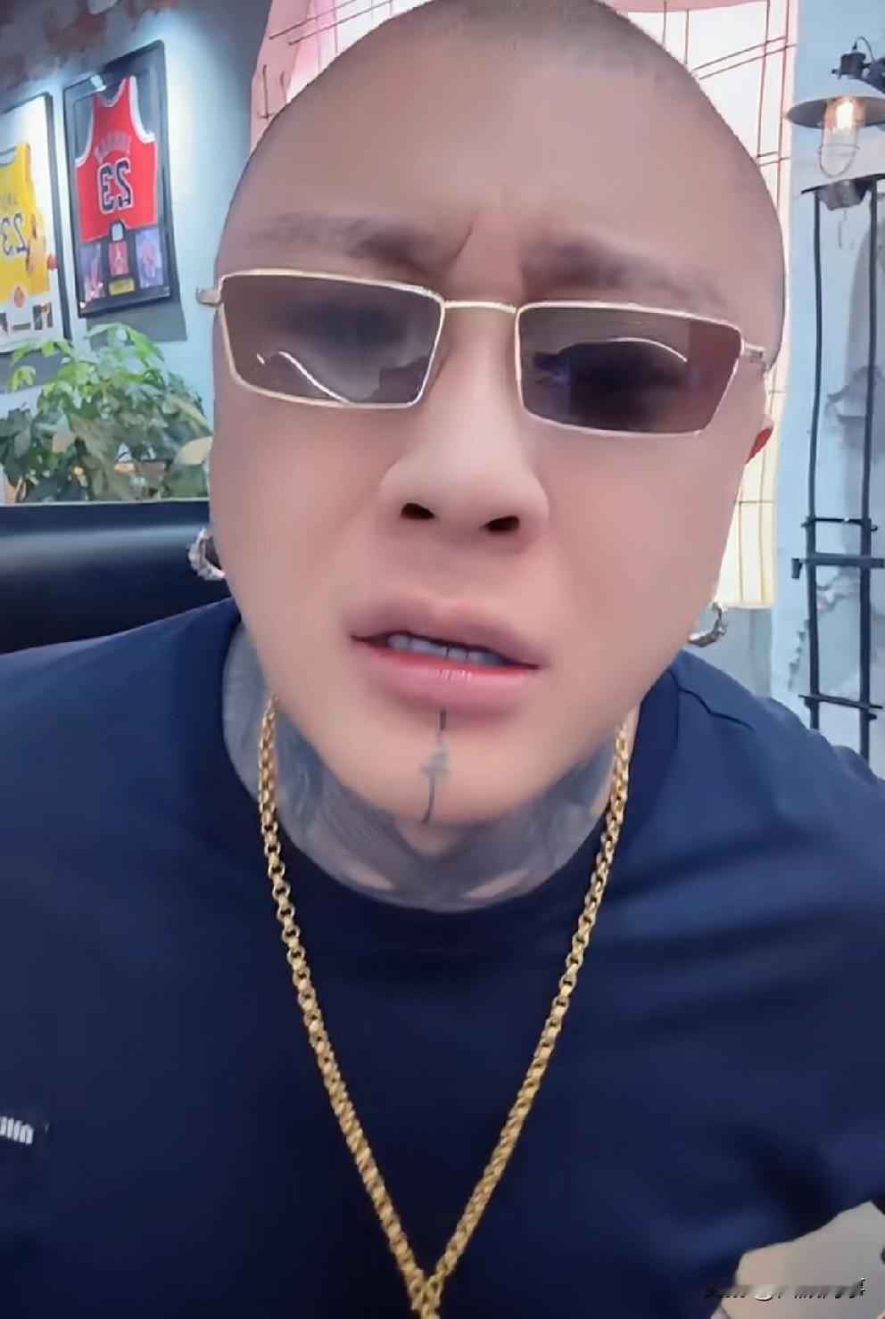 二子爷徒弟爆料方丈售卖暴利产品！二子爷的徒弟直播爆料方
