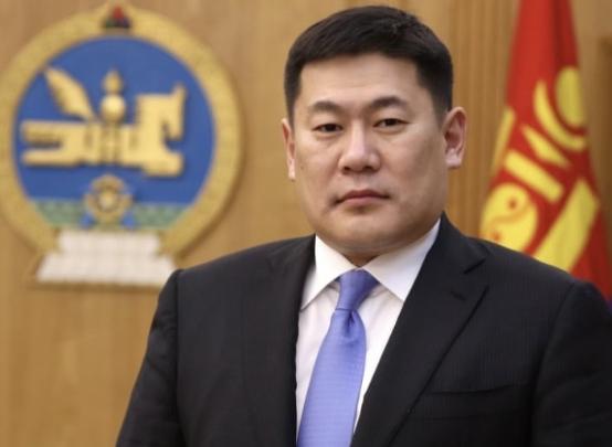 邻国一朝变天，总理直接“被辞职”，中方只回应一句话 近日，蒙古国首都乌兰巴托