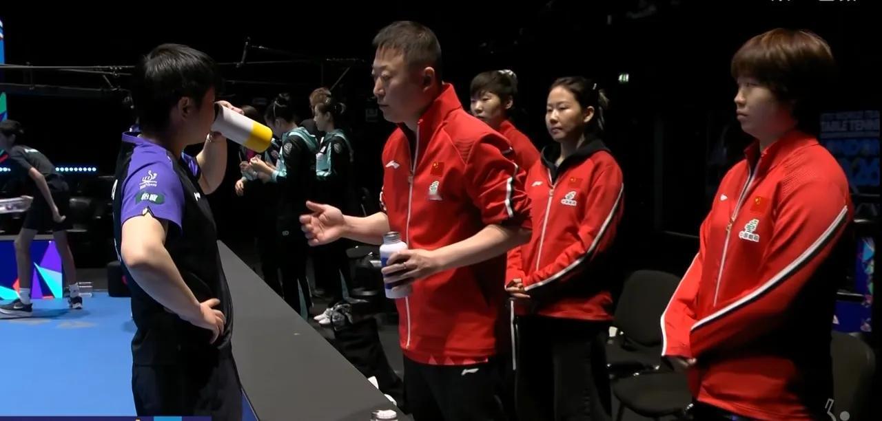 女团击败韩国，蒯曼神色落魄！还有机会吗？其实，马琳对蒯曼是当成第三单打来培养的